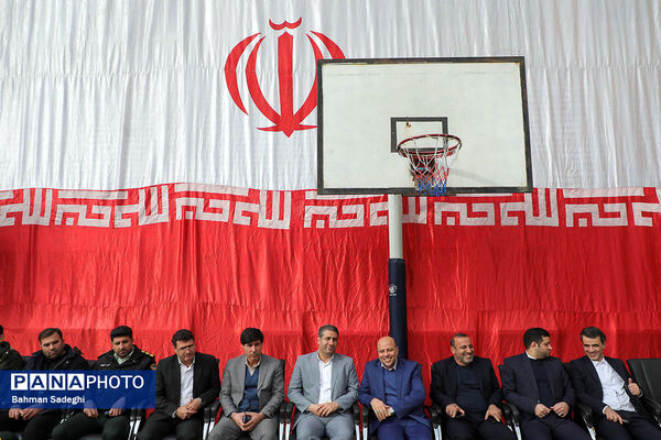 افتتاحیه مسابقات ورزشی بین مدرسه‌ای جام اقتدار ایران