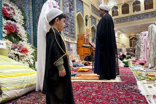 نوجوانان و جوانان در اعتکاف مسجد امام موسی کاظم (ع) گرد هم آمدند