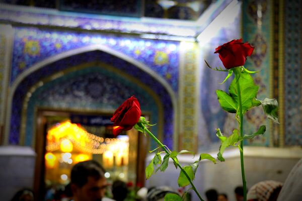 عید امامت در حرم امام رضا(ع)