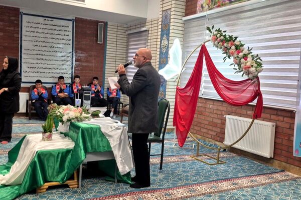 گرامیداشت روز مادر در مدارس اسلامشهر