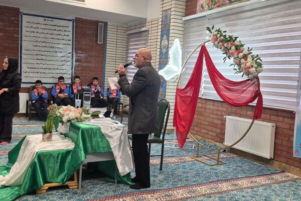 گرامیداشت روز مادر در مدارس اسلامشهر