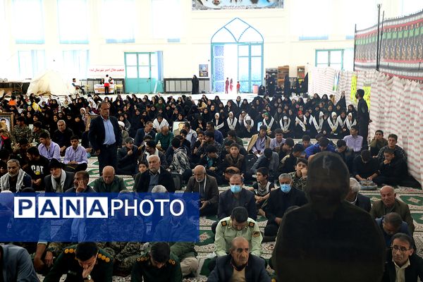 اجتماع همایش «شکوه اقتدار» بسیجیان در لنده