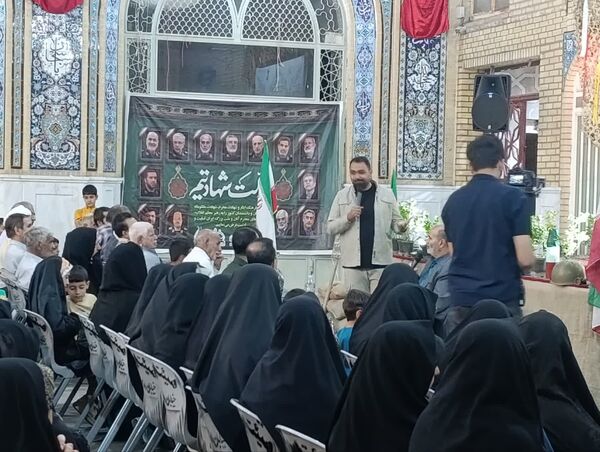  یادبود یکصد شهید پایگاه خیابان آیت‌الله یثربی(ره) کاشان