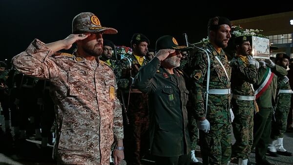 آیین استقبال از ۶ شهید گمنام در استان چهارمحال و بختیاری