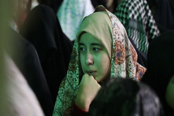 گزارشی از فرودگاه دل‌ها؛ زائران سکوت در باند پرواز به سوی خدا