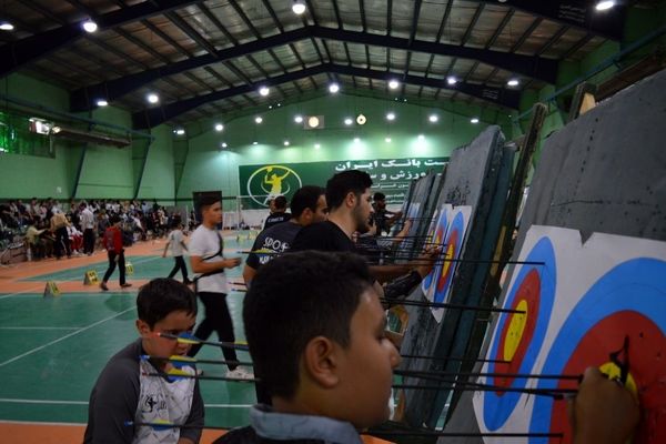 برگزاری مسابقات تیراندازی با کمان شرق کشور در بجنورد