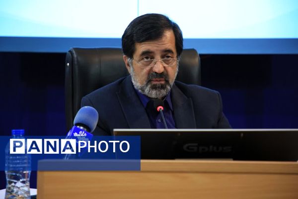 نشست صمیمی مدیران رسانه با استاندار قم