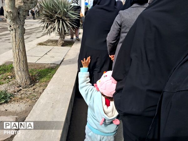 امروز شیروان در سوگ ۳شهید جنگ تحمیلی نشست
