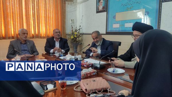 دیدار خبرنگاران پانا با مدیر آموزش و پرورش ناحیه 3 قم