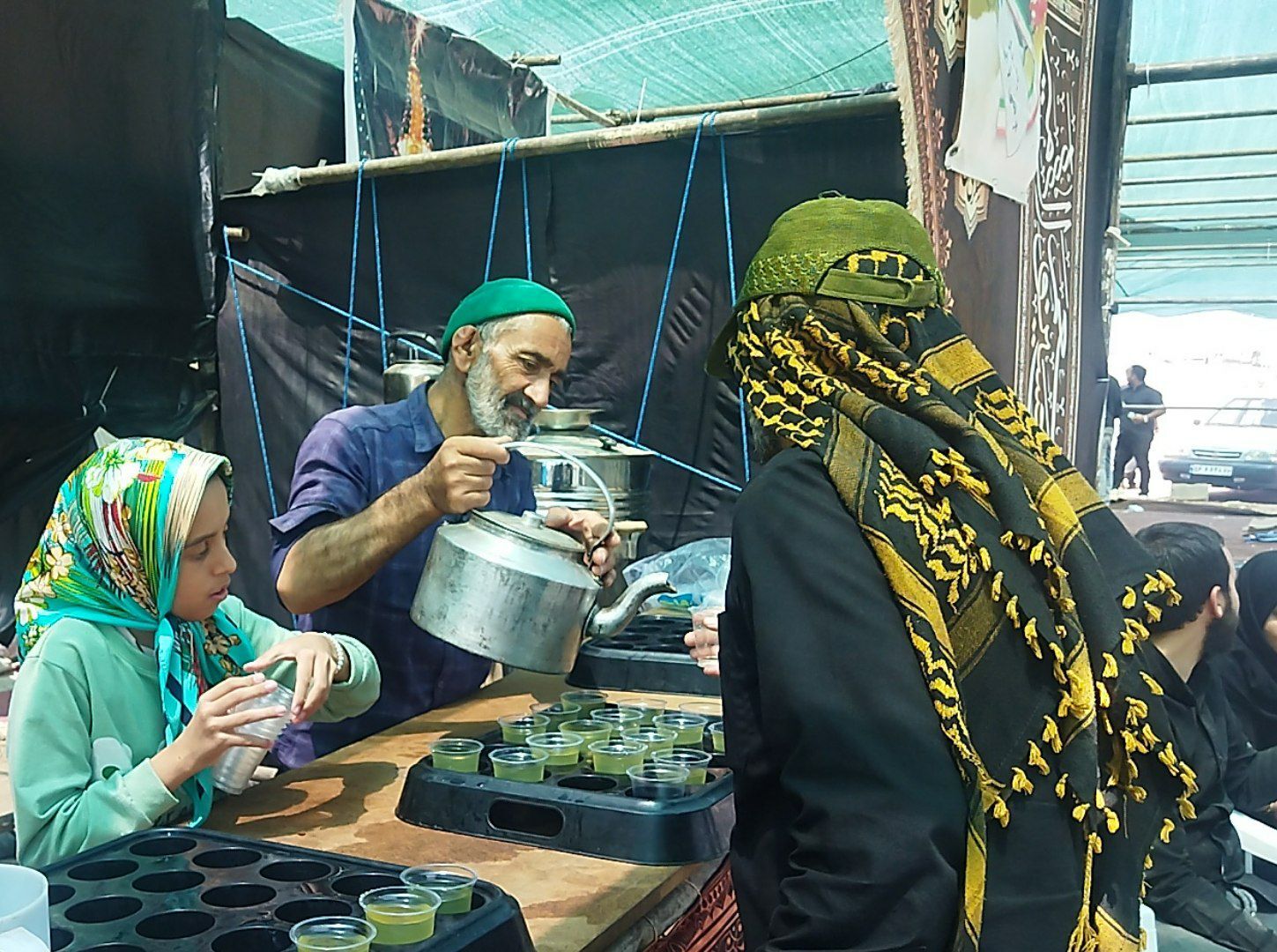 موکب محب الحسین میزبان زائران پیاده امام رضا ( ع) 