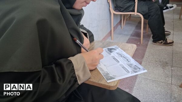همگامی مدرسه و خانواده در کارگاه آموشی دبیرستان نمونه وکیلی ۱۰