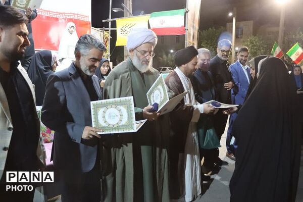 جشن الفبا و ایستادگی در تجمعات شبانه مردمی قلعه نو