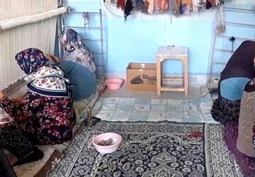 تار و پودی که حکایت از‌ امید به گره‌‌‌ گشایی
مشکلات از عمق وجود دارد