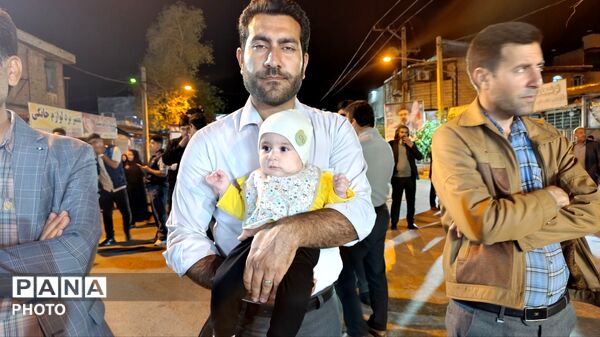 تجمع مردمی در پلدختر برای حمایت از ایران