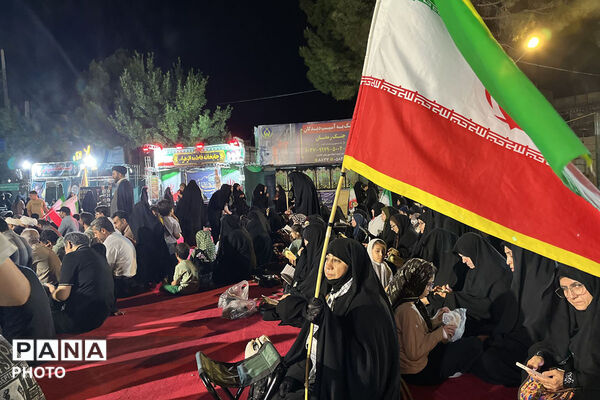 اقامه نماز استغاثه به امام زمان (ع) در میدان امام خمینی (ره )جاجرم
