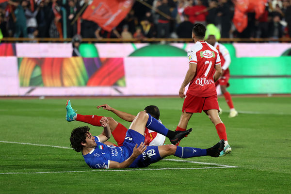 دیدار تیم‌های استقلال و پرسپولیس