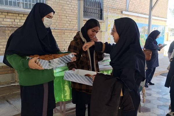 از ظهور نور تا درخشش فجر در دبیرستان پویش