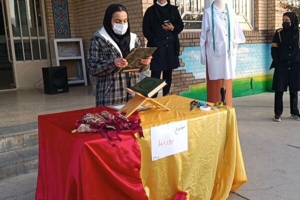 بزرگداشت روز خیاطی در هنرستان تلاش گندمان 
