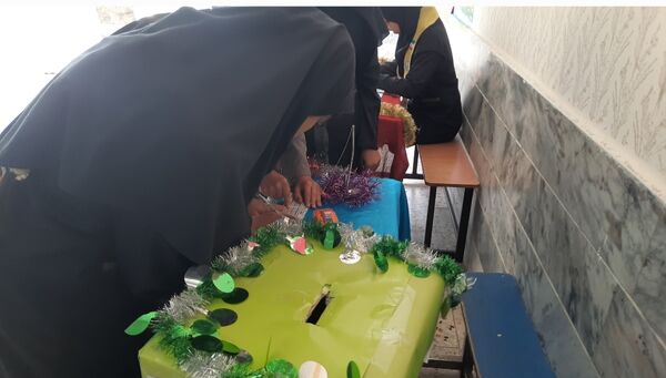 رای‌گیری شورای دانش‌آموزی در دبیرستان فرهنگیان ناحیه ۷ مشهد 