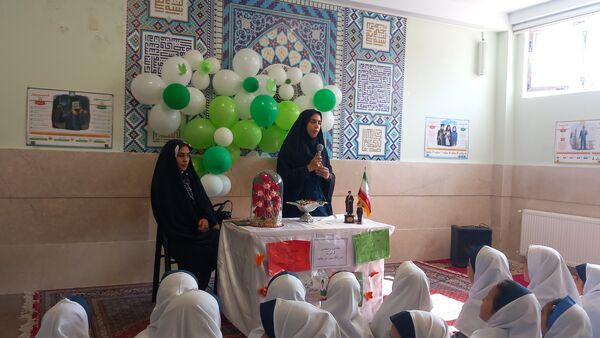 گرامیداشت هفته نیروی انتظامی در مدارس شهرستان ملارد