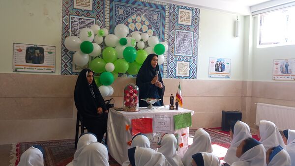 گرامیداشت هفته نیروی انتظامی در مدارس شهرستان ملارد