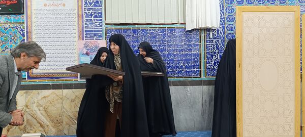 برگزاری محفل انس با قرآن در بروجن