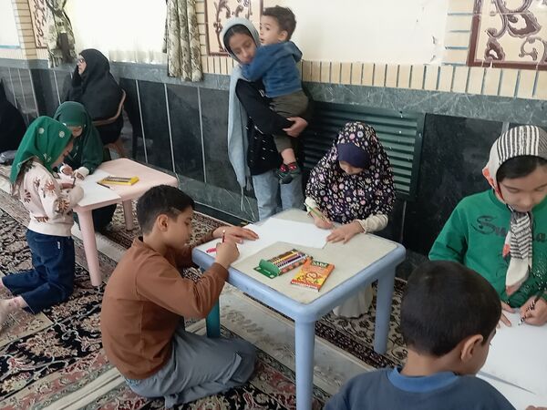 برپایی غرفه کودک در نماز جمعه 