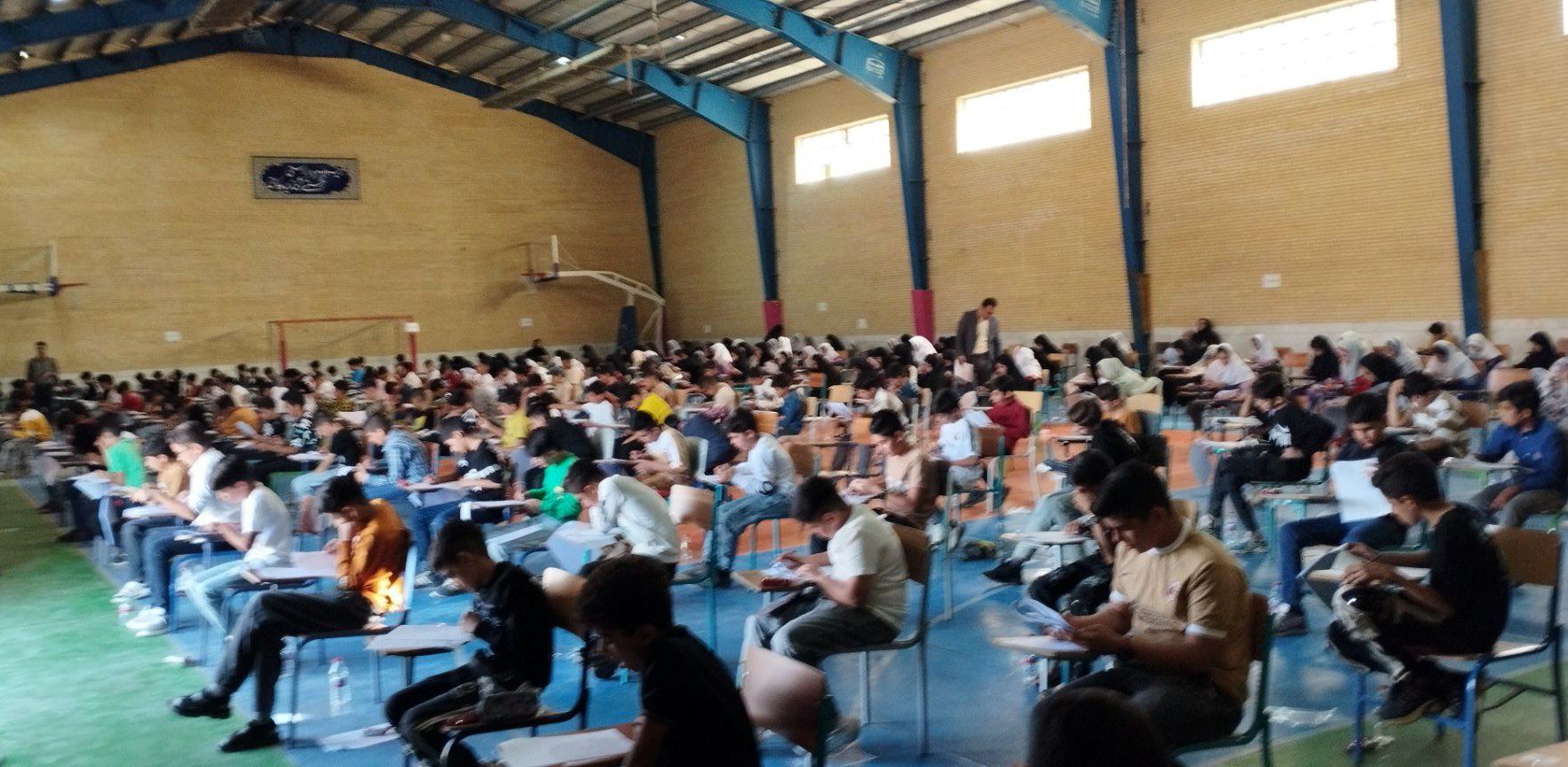 رقابت دانش آموزان در آزمون ورودی مدارس نمونه دولتی