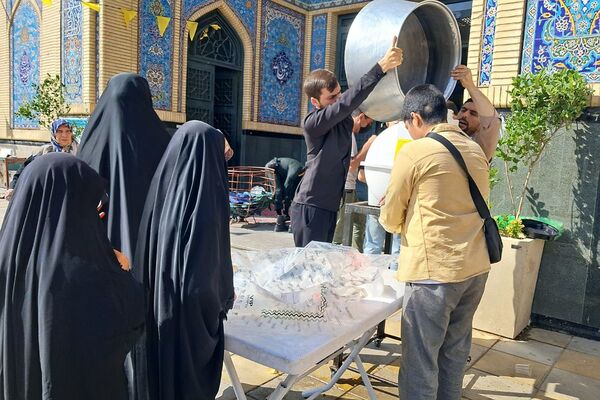 برگزاری باشکوه نماز عید سعید قربان در سطح شهرستان ملارد با حضور پرشور مردم