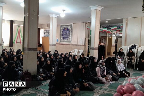 جشن میلاد بانوی صبر و شکوه در مدرسه عباسقلی رهگذر