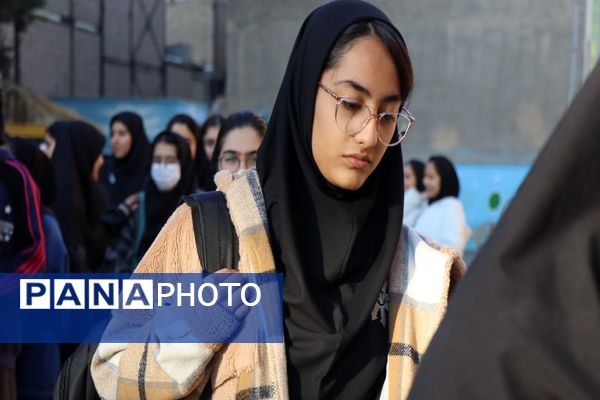 صبحگاه مدرسه شیخ مفید پاکدشت