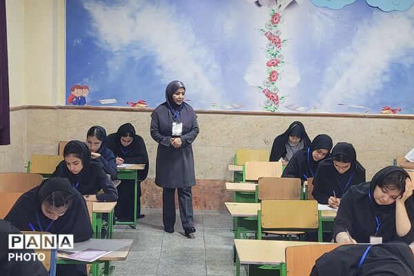 تجلی استعدادهای برتر در مرحله استانی جشنواره نوجوان خوارزمی