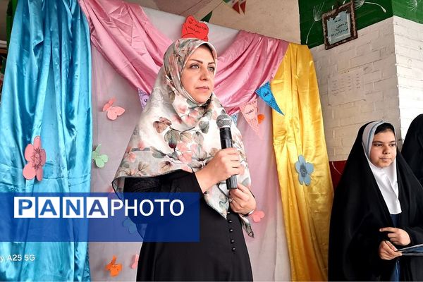 هنرنمایی دانش آموزان  مدرسه خواهران بابایی در روز دختر