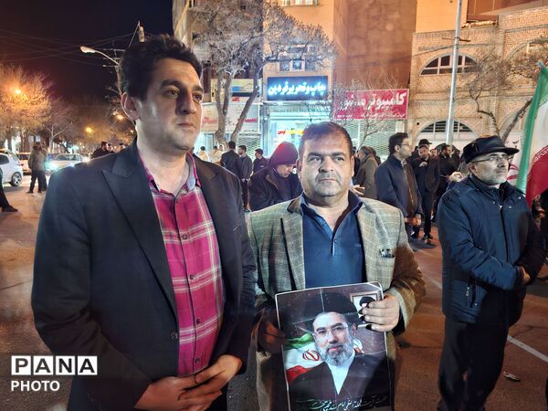 تجمع فرهنگیان و دانش‌آموزان اهری در آستانه چهلم رهبر شهید و شهدای دانش‌آموز میناب