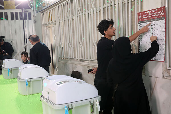 مرحله دوم انتخابات مجلس دوازدهم شورای اسلامی در مسجدالنبی میدان نبوت