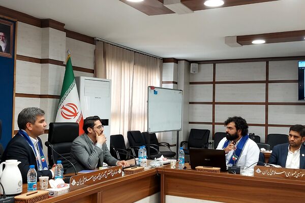 نشست فصلی و توان افزایی مأمورین و مسئولین سازمان دانش‌آموزی شهرستان‌های استان تهران 