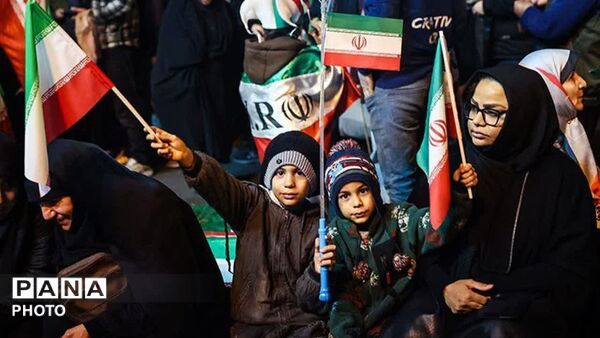 هستیم بر آن عهد که بستیم