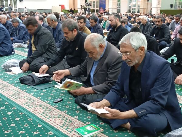 برگزای مراسم شب قدر و نوزدهم ماه رمضان در امامزاده سید حمزه کاشمر