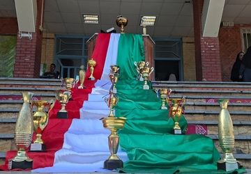 برگزاری انتخابات انجمن‌هاى ورزشى در دبیرستان زینبیه۲ شهریار