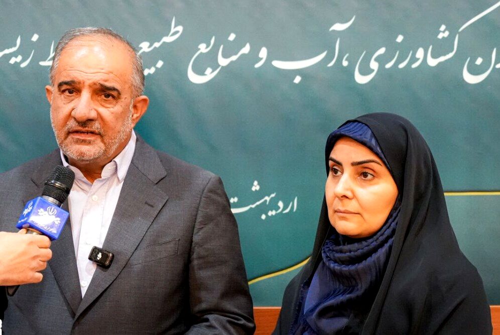 کارنامه وزارت راه و شهرسازی در بازسازی زیرساخت‌ها و حمل کالاهای اساسی موفق است