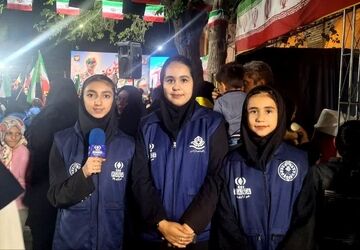 شور حضور دانش‌آموزان یزدی در میدان
