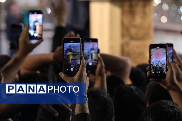 حضور پرشور مردم شهرری در مراسم ارتحال امام خمینی (ره) 