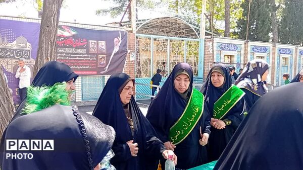 نماز جمعه عبادی و سیاسی در مصلی یاسوج