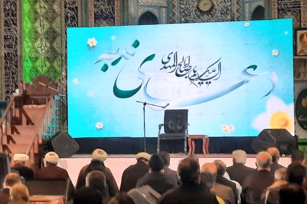طنین انداز شدن اولین دعای ندبه در مصلی اسلامشهر