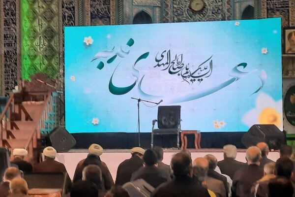 طنین انداز شدن اولین دعای ندبه در مصلی اسلامشهر
