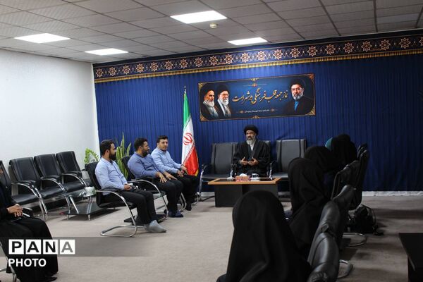 گفت‌وگوی نسل نو؛ دیدار خبرنگاران پانا با امام جمعه بهارستان