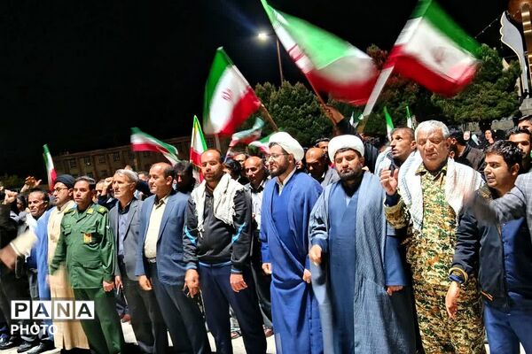 دیشموکی‌ها همچنان پای کار انقلاب