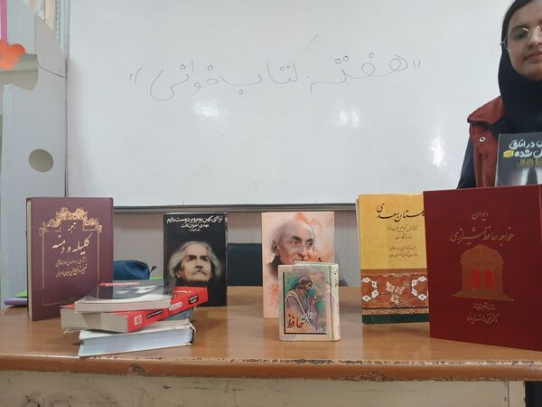 پرواز اندیشه‌ها در دبیرستان میرزا جعفر سروقد