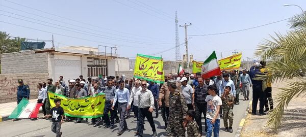 راهپیمایی خشم و نصر در سراسر استان کرمان
