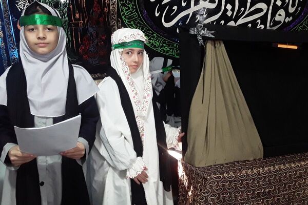  مراسم شهادت حضرت فاطمه زهرا(س) در مدارس بهارستان‌دو